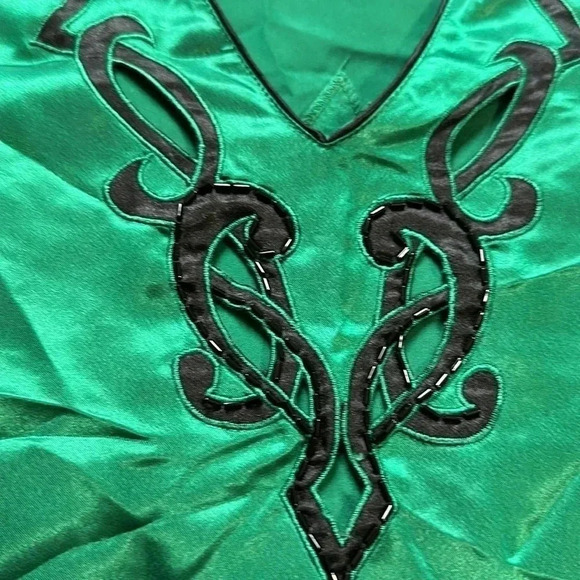 Victoria Secret Vintage gold label green nightgown beaded front design - Picture 2 of 6